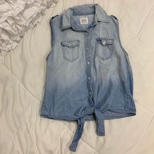Sleeveless denim button down
